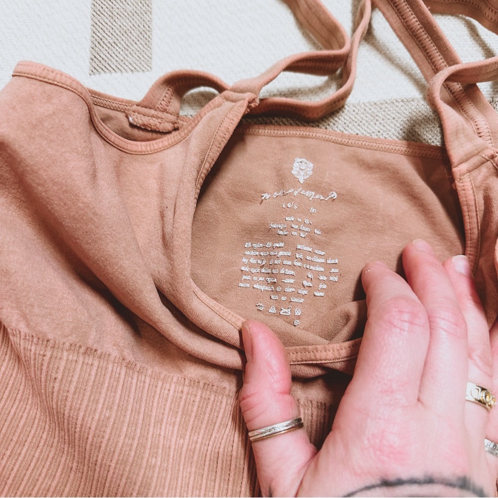❌SOLD❌Free People movement good karma crop nude pink sports bra top XS / S - Picture 5 of 6